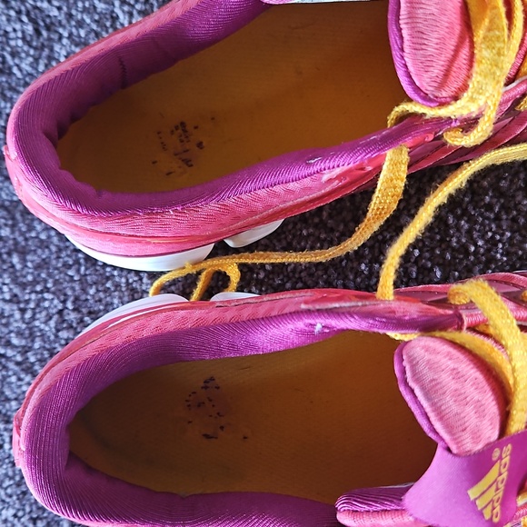 Adidas - Picture 6 of 8